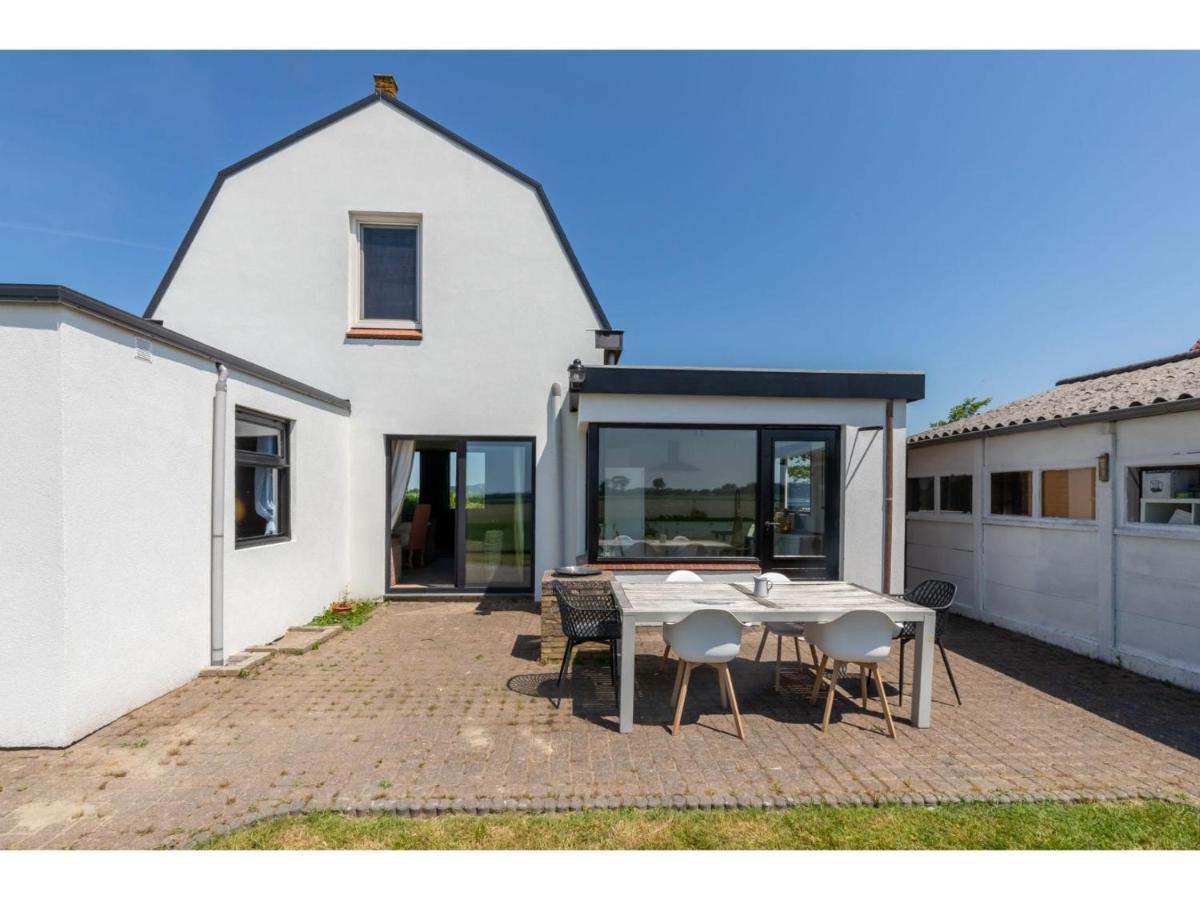 Vakantiehuis Characteristic House In A Rural Location Zuidzande